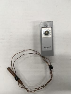 controleur de temperature<br/>controleur de temperature avec sonde 6 pi<br/><br/>-15 a 35 degre celcius<br/><br/>50.00$